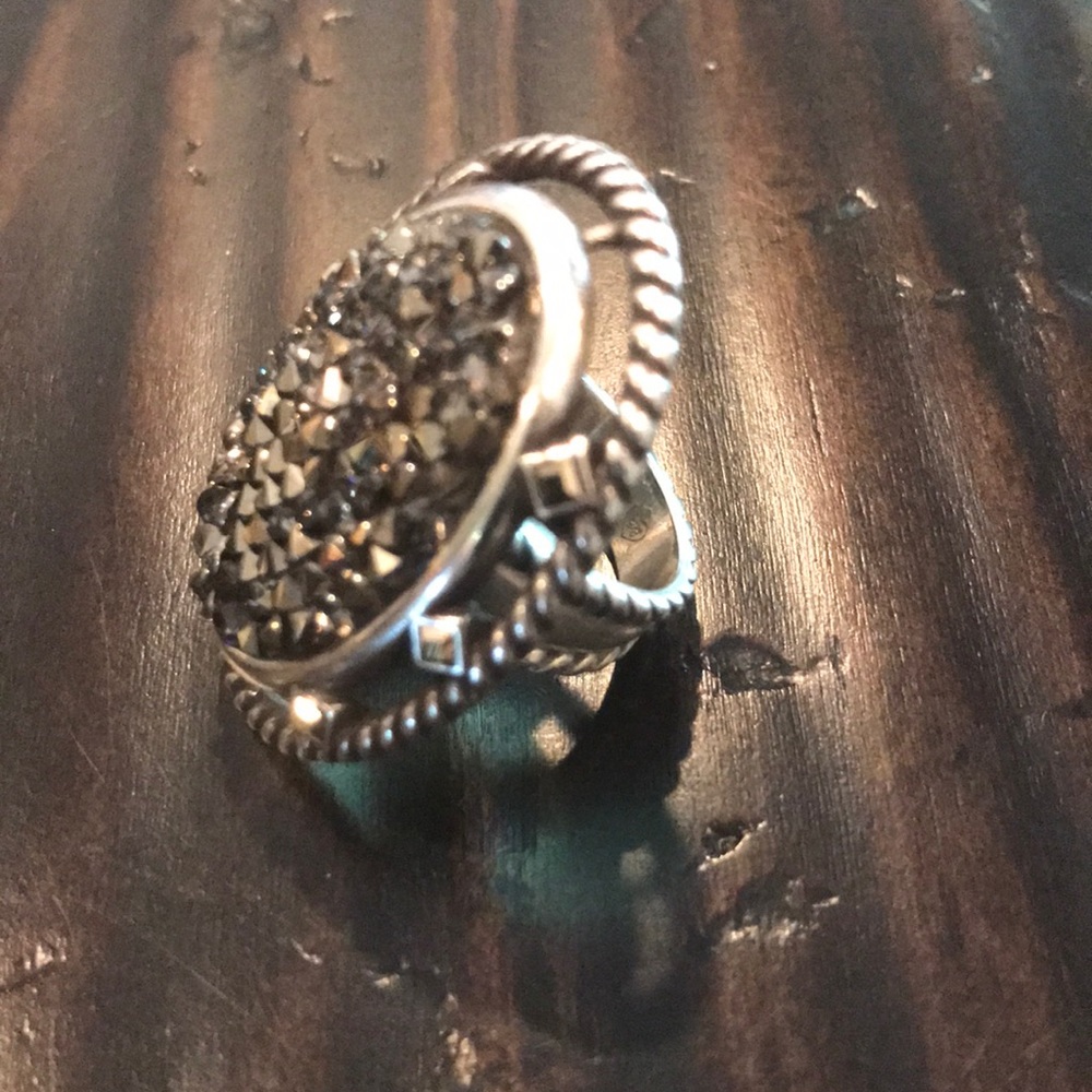 Fancy Bling Silver Ring. Size 7. - image 3